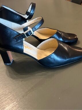 Women's Black Mary Jane Leather Heels with Ankle Strap